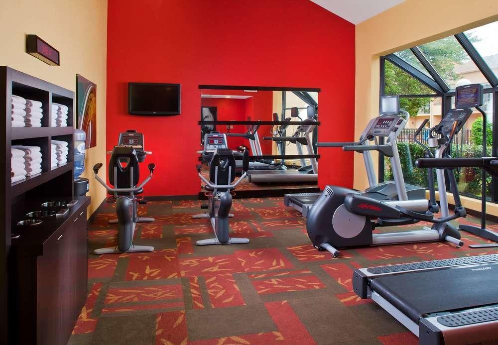 Courtyard By Marriott Memphis Airport Hotel Екстериор снимка