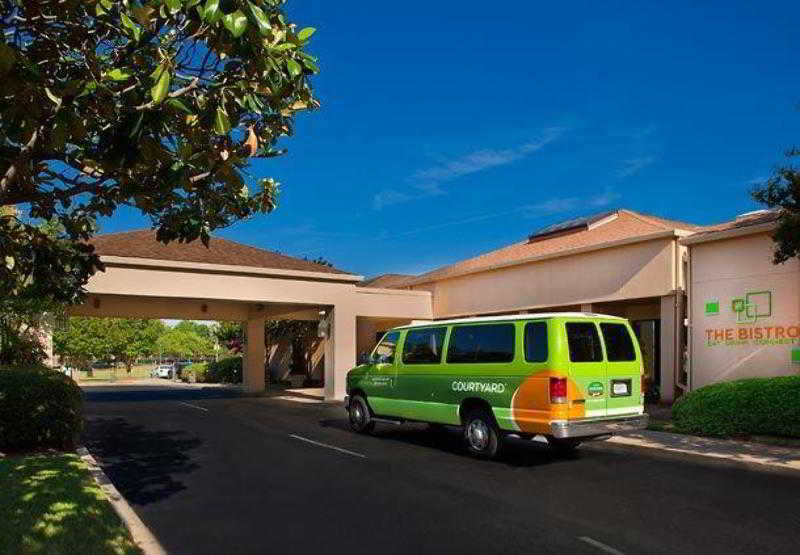 Courtyard By Marriott Memphis Airport Hotel Екстериор снимка